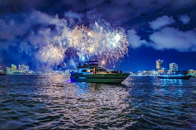 Fireworks Boat Tour